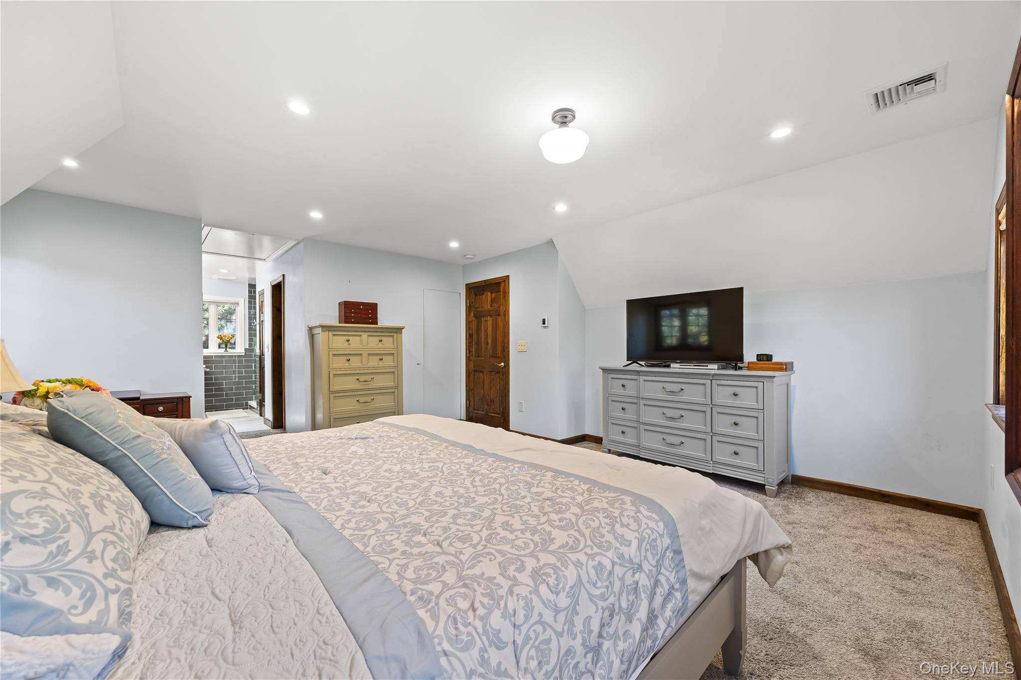 Single Family Beverly  Queens, NY 11363, MLS-969583-22