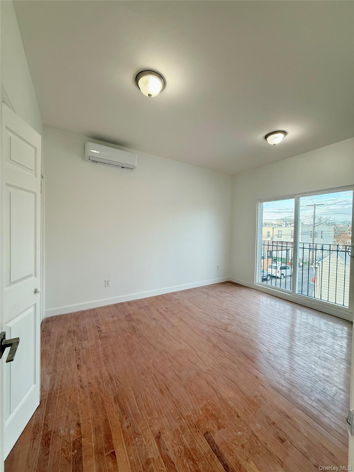 Single Family 89th  Brooklyn, NY 11236, MLS-969584-11