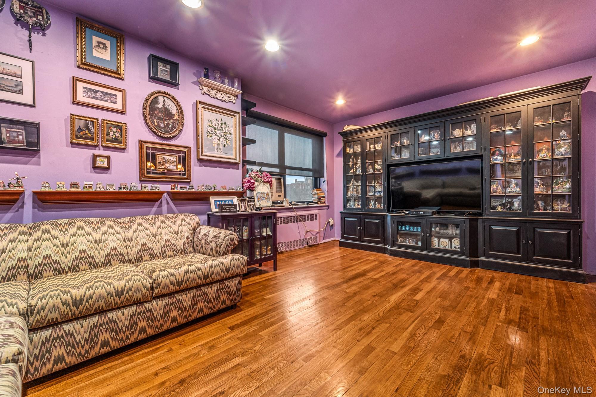 Coop 28 Ave  Queens, NY 11354, MLS-969587-4