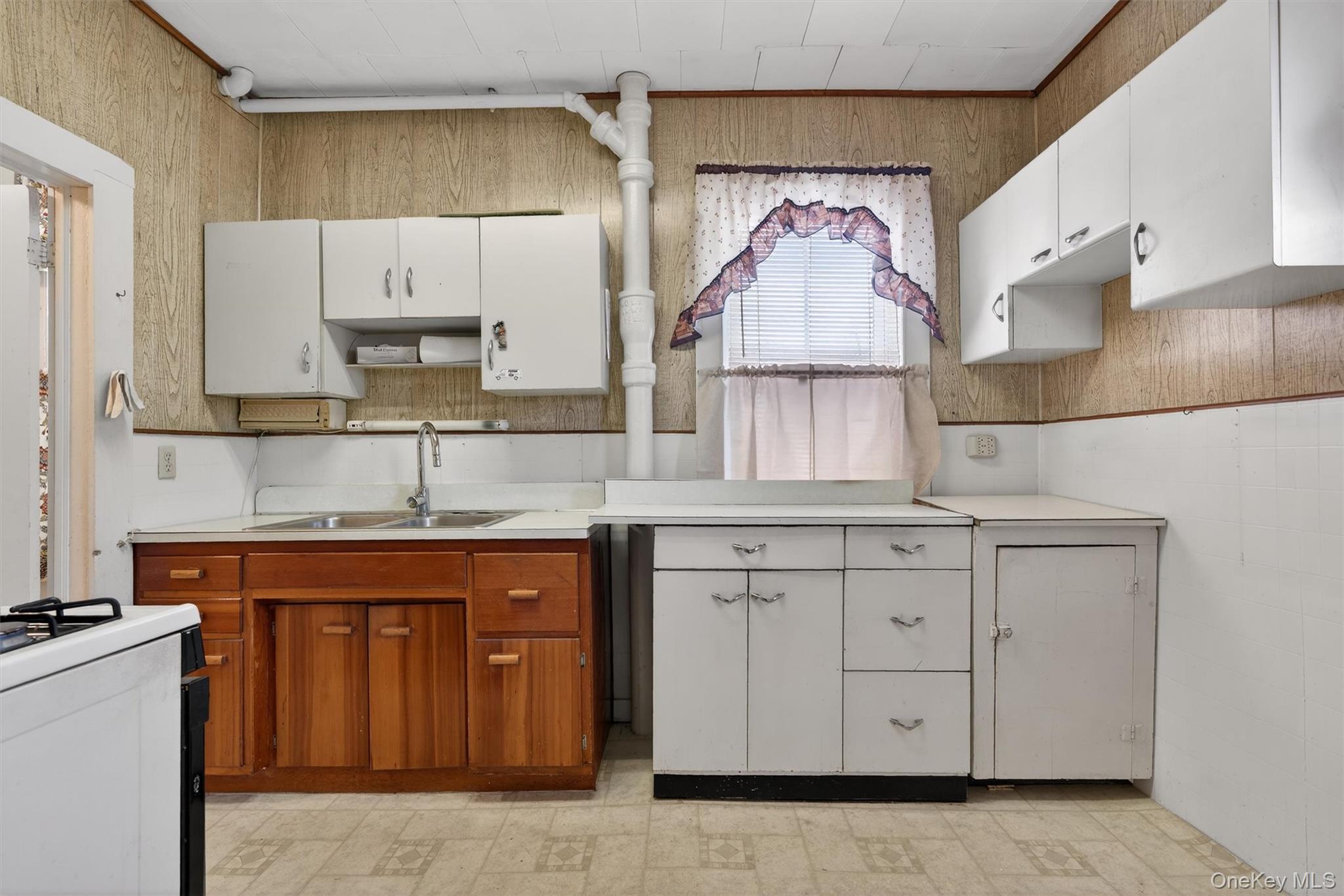 Single Family Main Orange County, NY 12771, MLS-969606-18