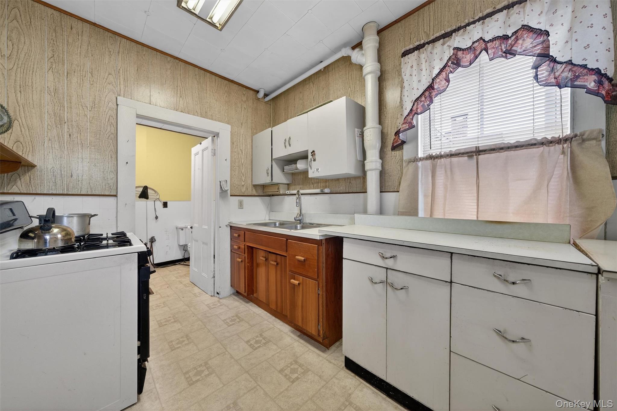 Single Family Main Orange County, NY 12771, MLS-969606-19