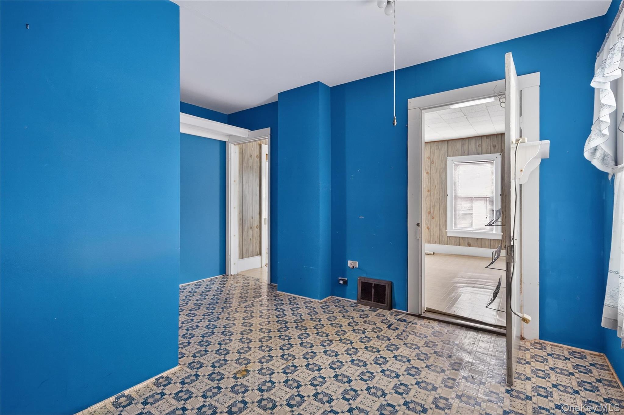 Single Family Main Orange County, NY 12771, MLS-969606-28