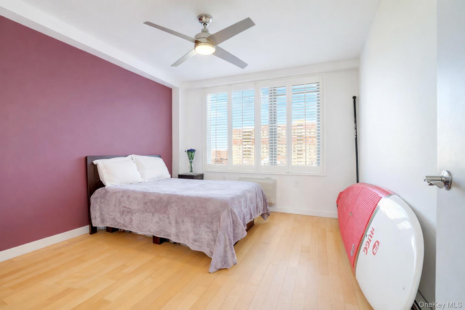 Condo Shore Front  Queens, NY 11693, MLS-969608-9