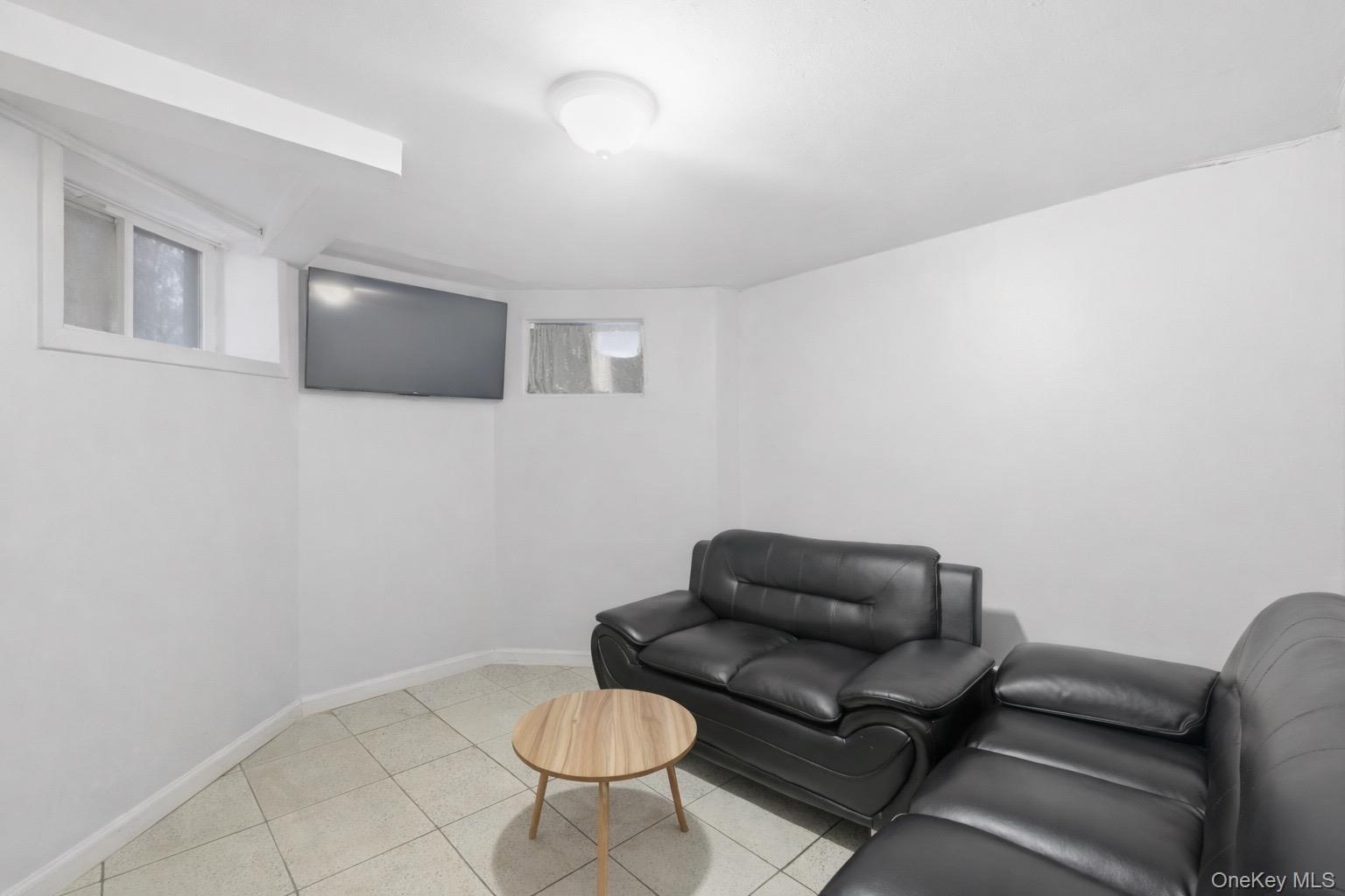 Single Family 94th  Queens, NY 11416, MLS-969634-18