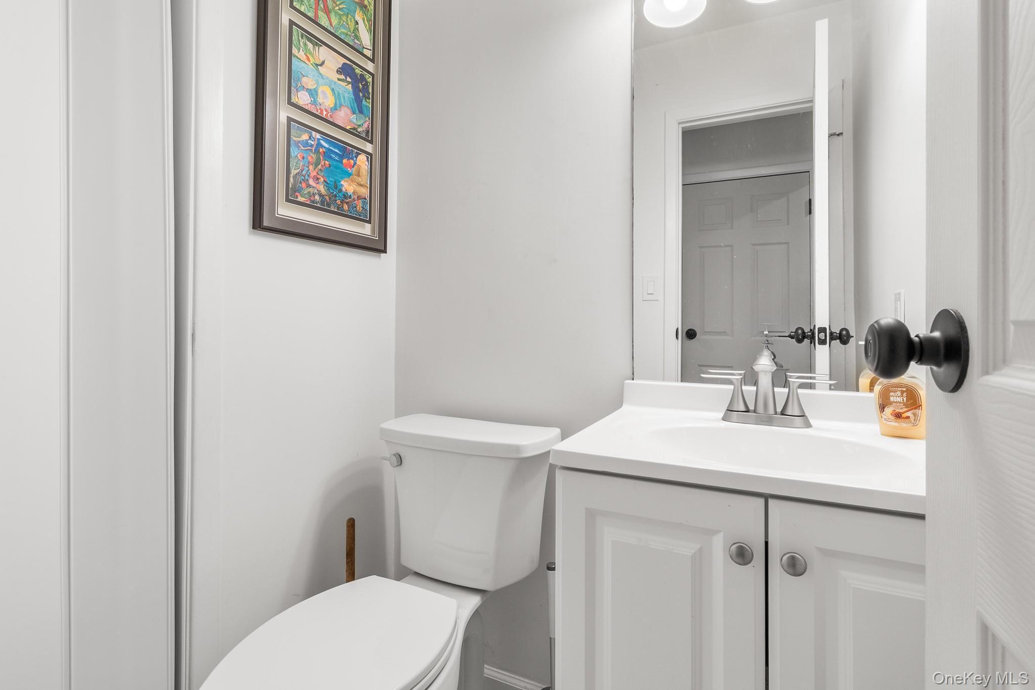 Condo Aspen Nassau County, NY 11793, MLS-969635-9