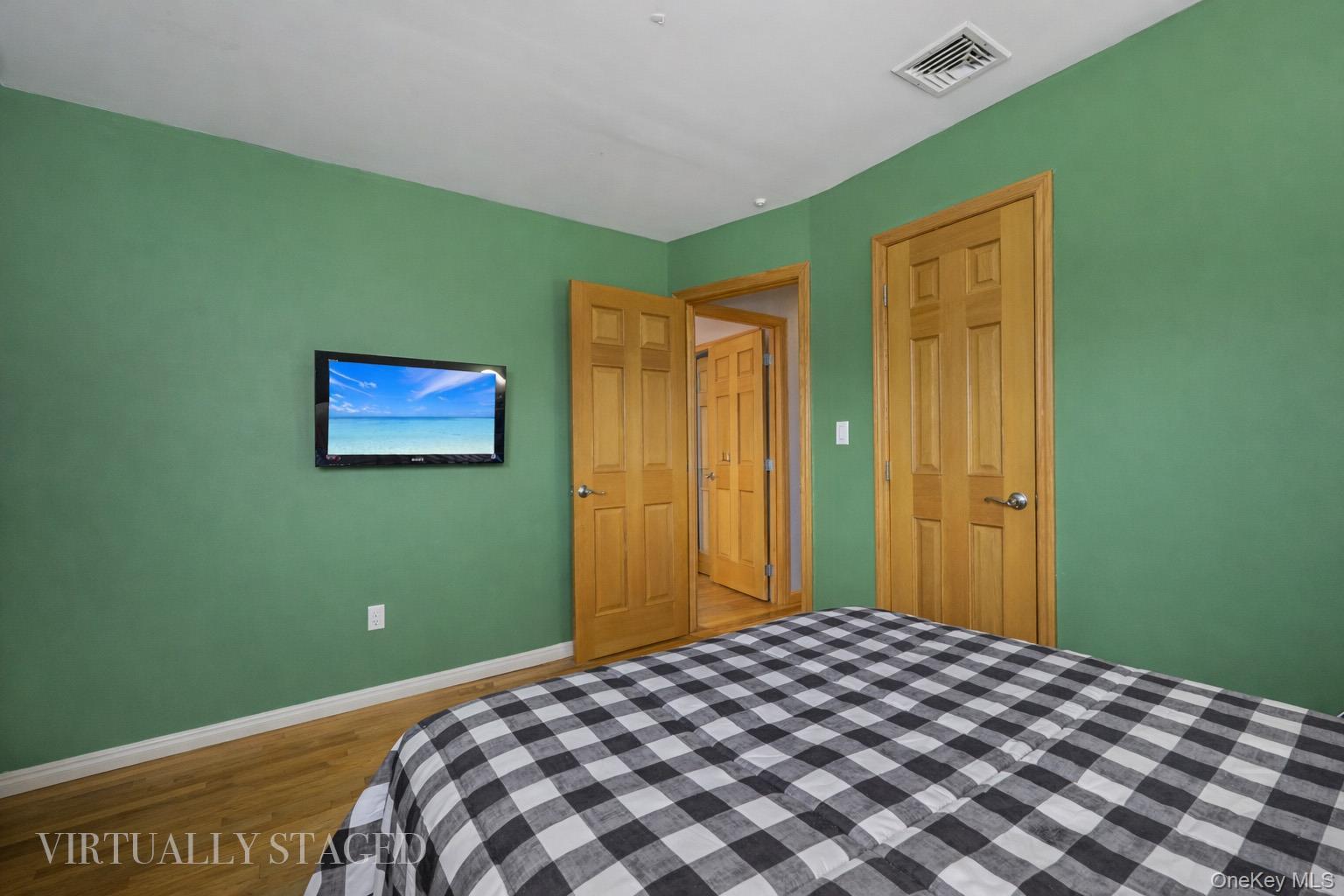 Single Family Lee  Suffolk County, NY 11702, MLS-969643-12