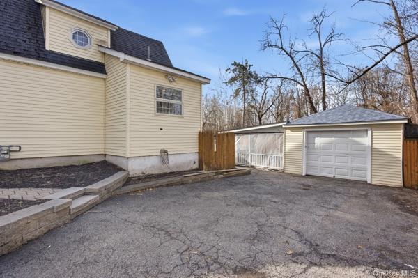 Single Family Dupont  Orange County, NY 12550, MLS-969649-33