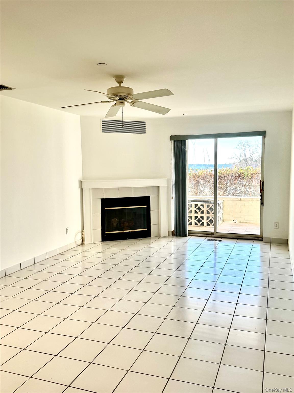 Condo Schofield  Bronx, NY 10464, MLS-969651-2