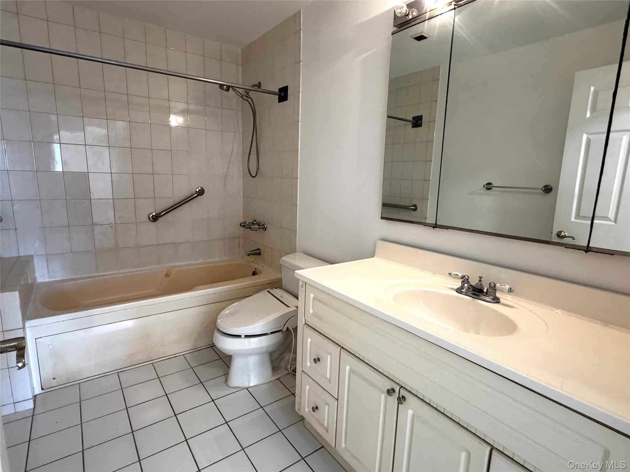 Condo Schofield  Bronx, NY 10464, MLS-969651-8