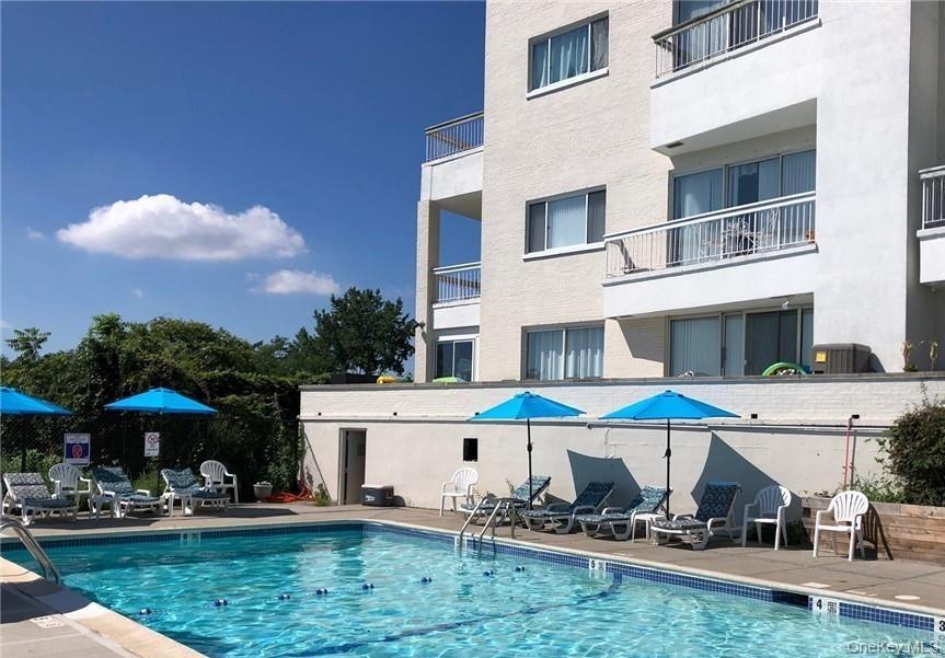 Condo Schofield  Bronx, NY 10464, MLS-969651-9