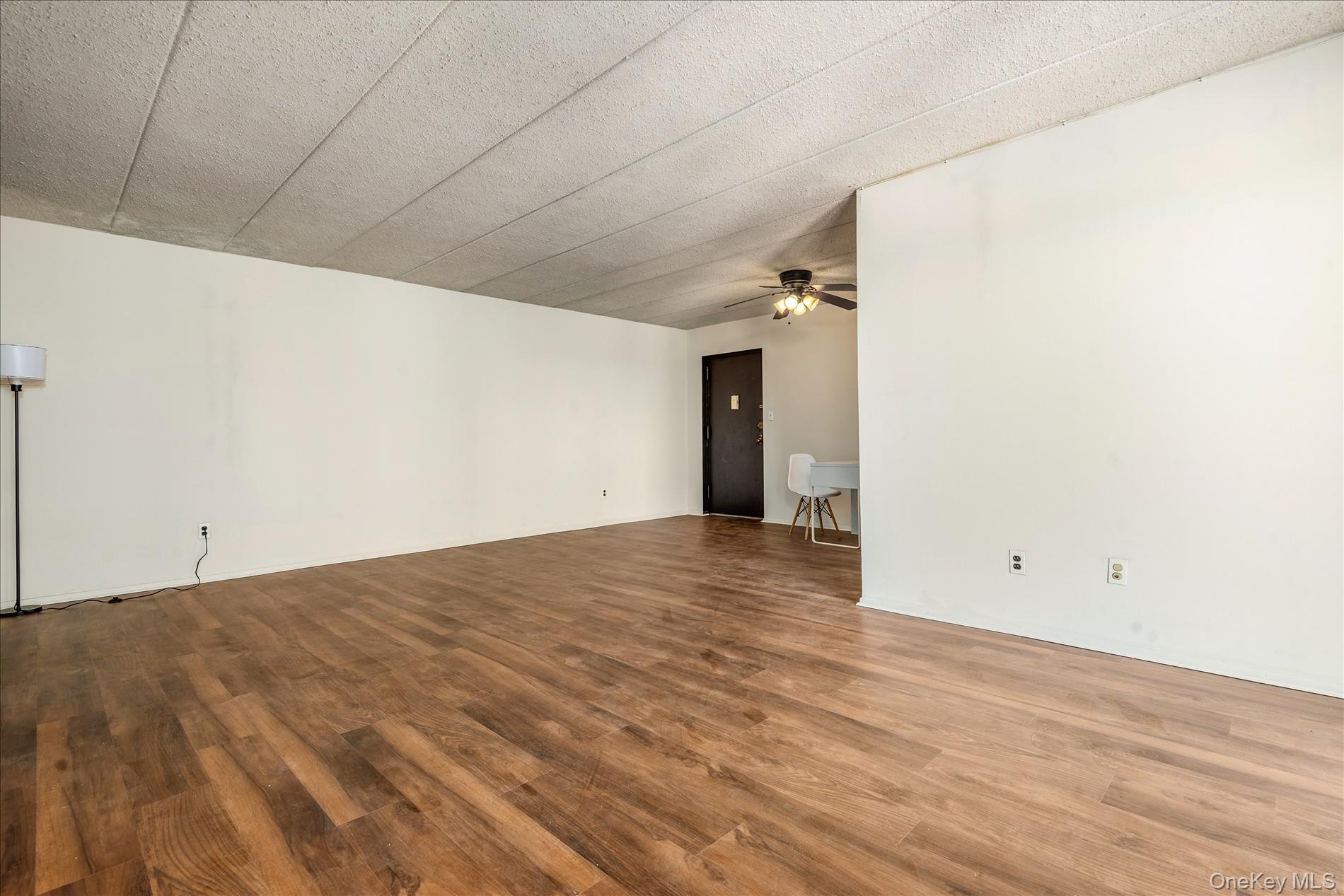 Condo 35th  Queens, NY 11354, MLS-969669-9