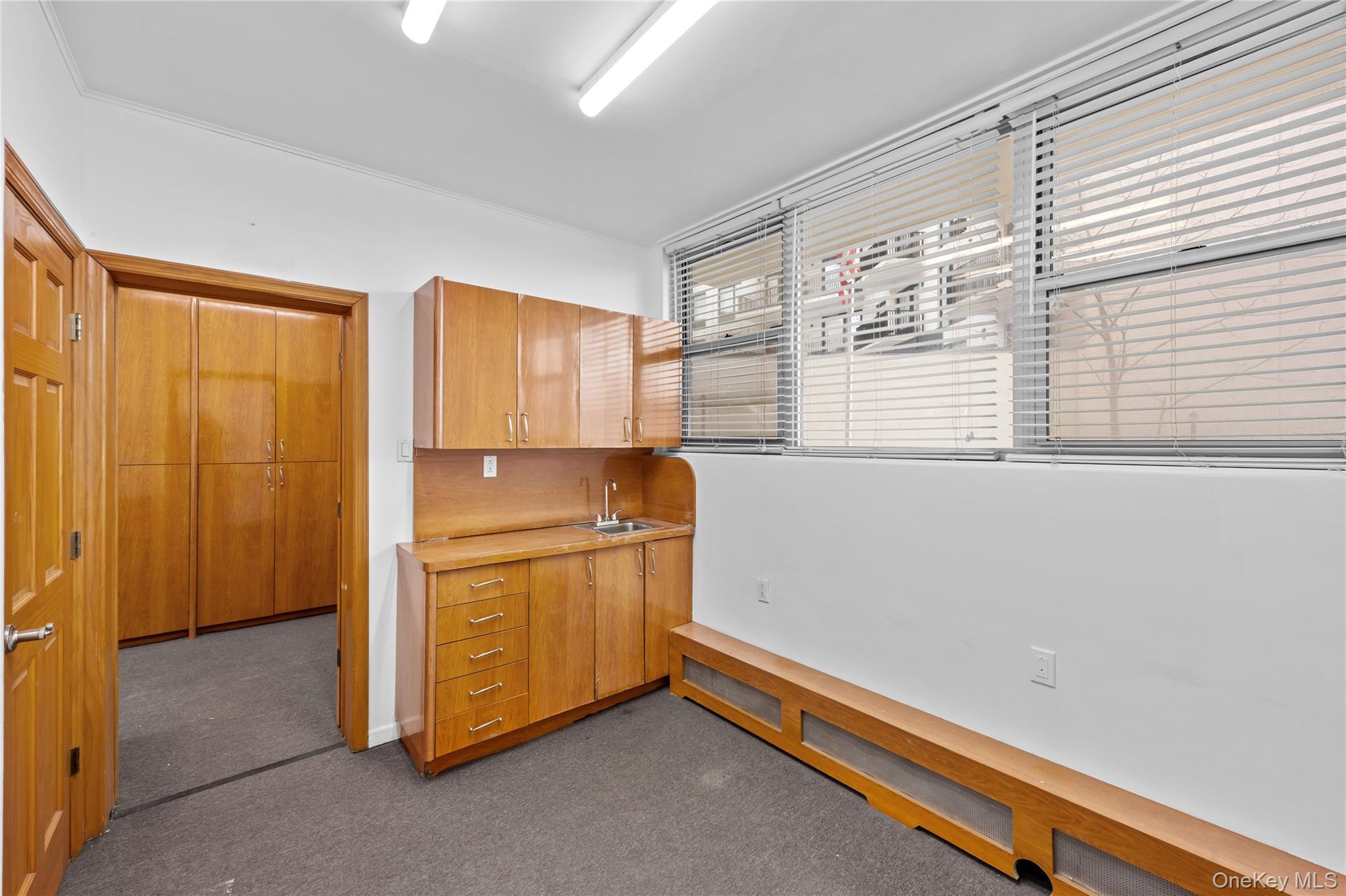 Commercial Lease Aguilar  Queens, NY 11367, MLS-969686-4
