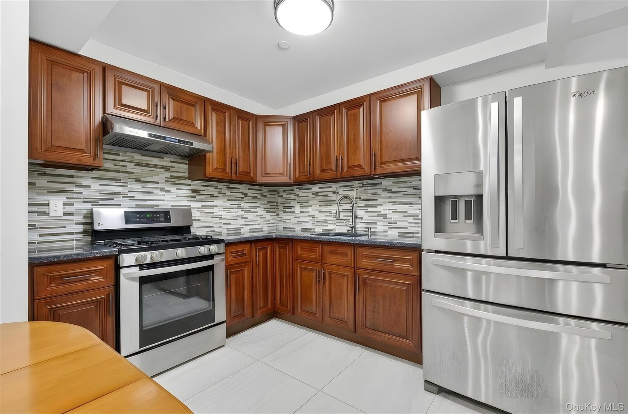 Condo 34th  Queens, NY 11354, MLS-969693-4