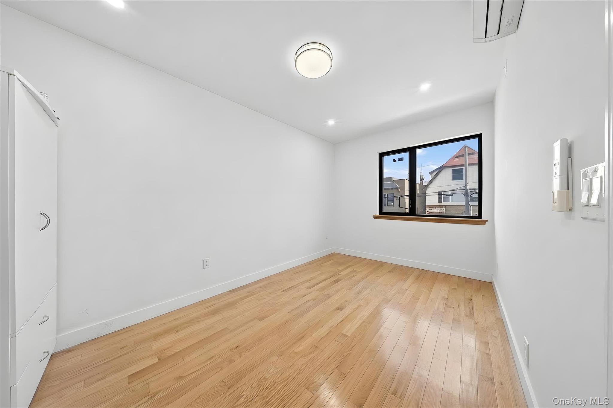 Condo 34th  Queens, NY 11354, MLS-969693-7