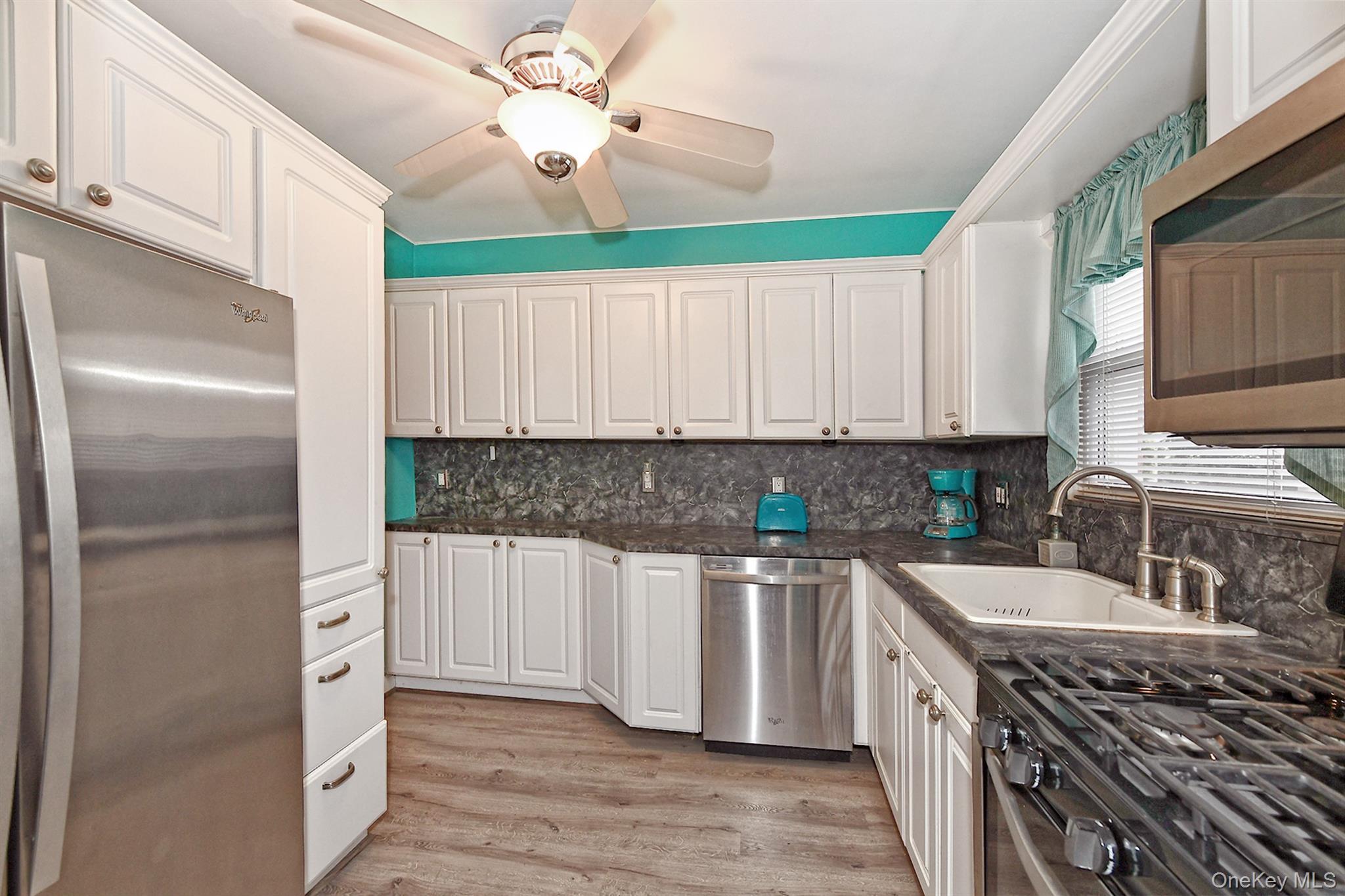 Coop Gibson  Suffolk County, NY 11743, MLS-969695-2