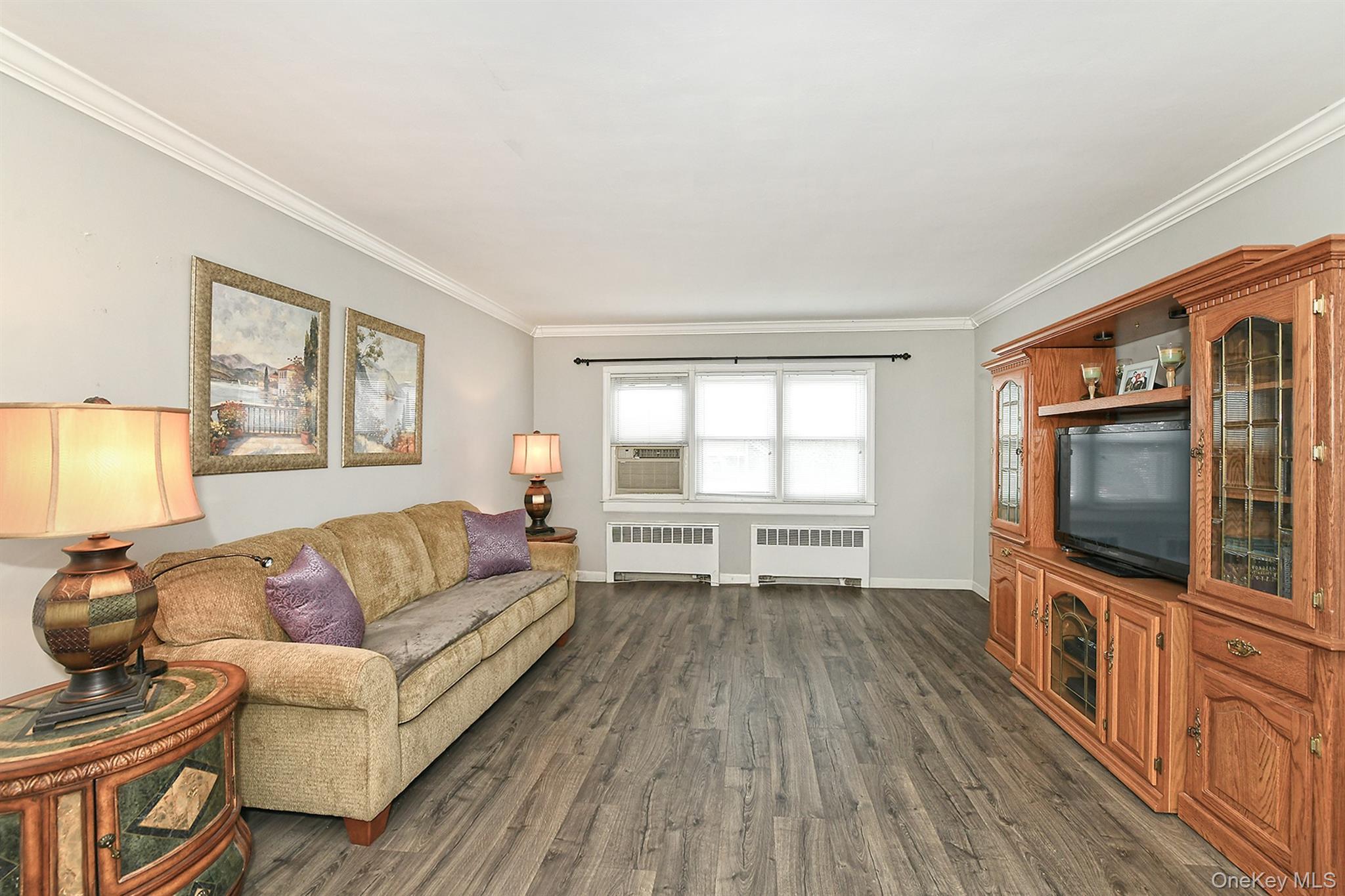 Coop Gibson  Suffolk County, NY 11743, MLS-969695-7