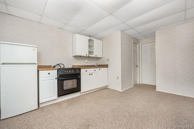 Single Family Oakleigh  Suffolk County, NY 11933, MLS-969723-22