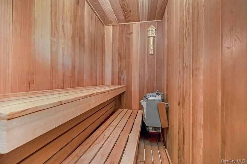 Single Family Oakleigh  Suffolk County, NY 11933, MLS-969723-25