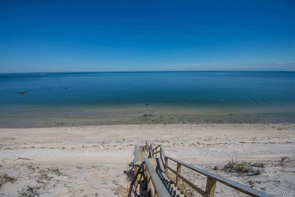 Single Family Oakleigh  Suffolk County, NY 11933, MLS-969723-35