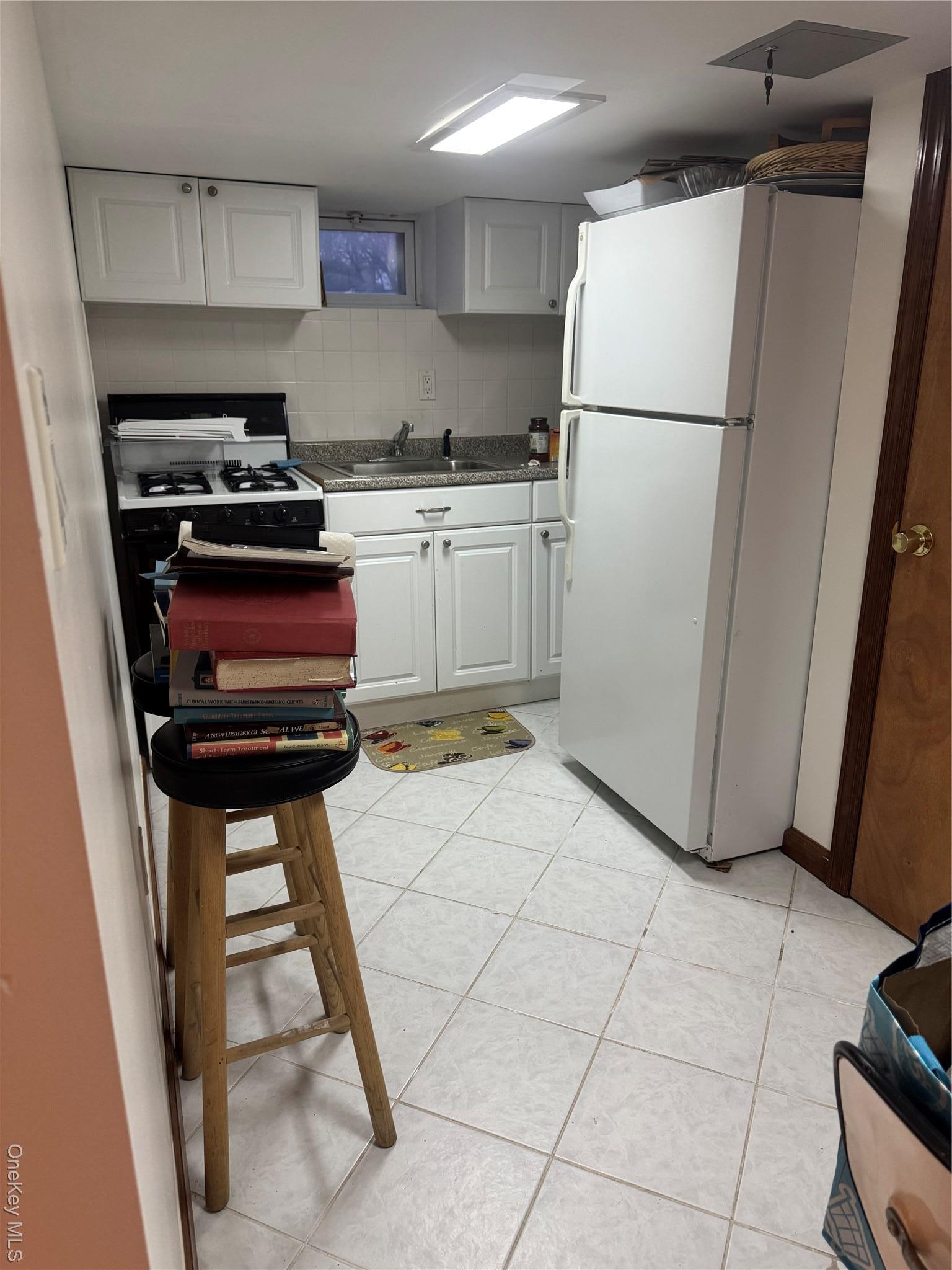 Single Family 221st  Queens, NY 11413, MLS-969733-11