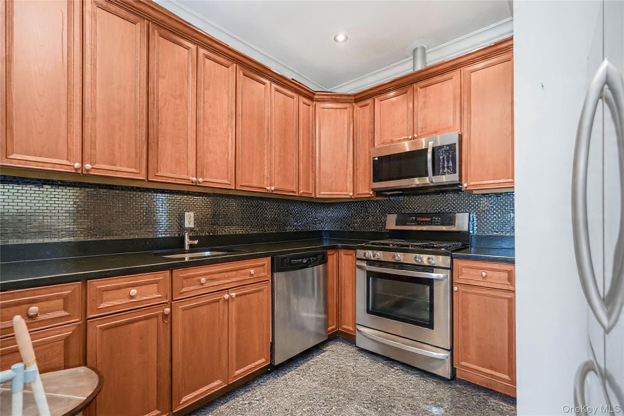Condo Bay 16th  Brooklyn, NY 11214, MLS-969738-11