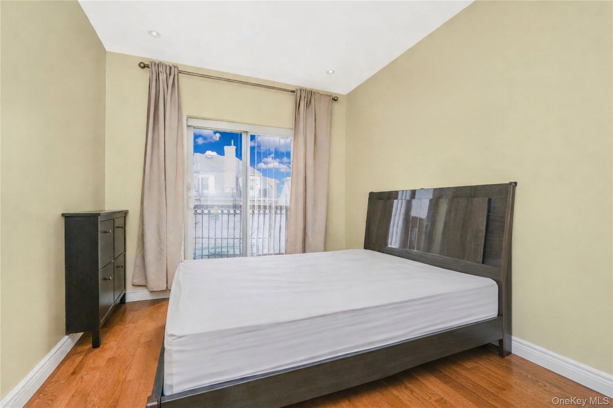 Condo Bay 16th  Brooklyn, NY 11214, MLS-969738-12