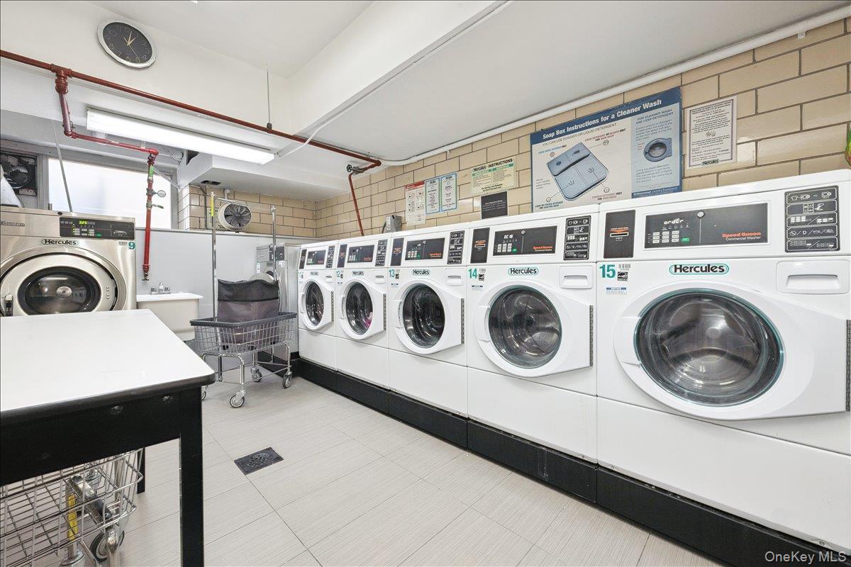 Coop Queens  Queens, NY 11375, MLS-969744-26