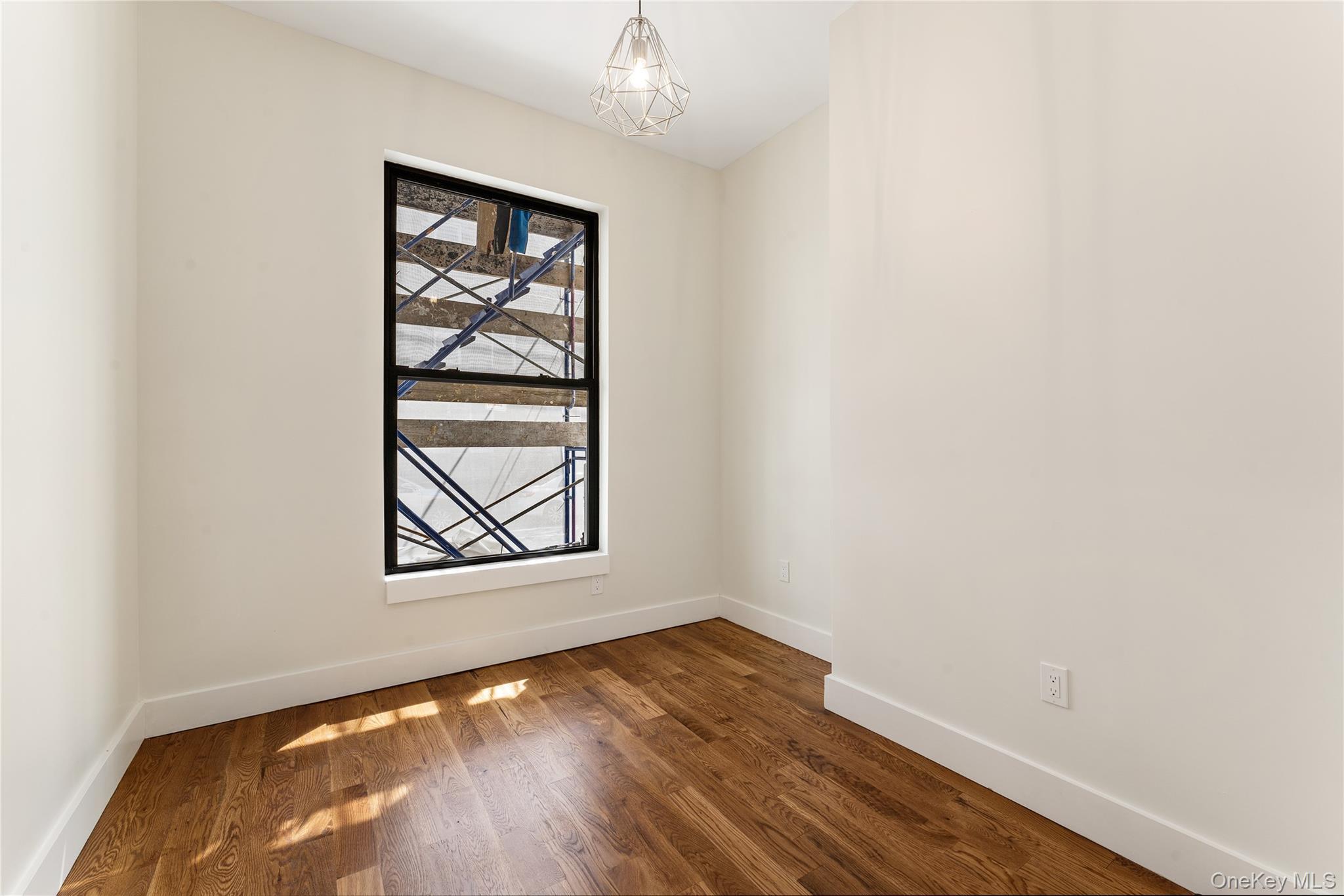 Commercial Sale Driggs Brooklyn, NY 11222, MLS-969749-11