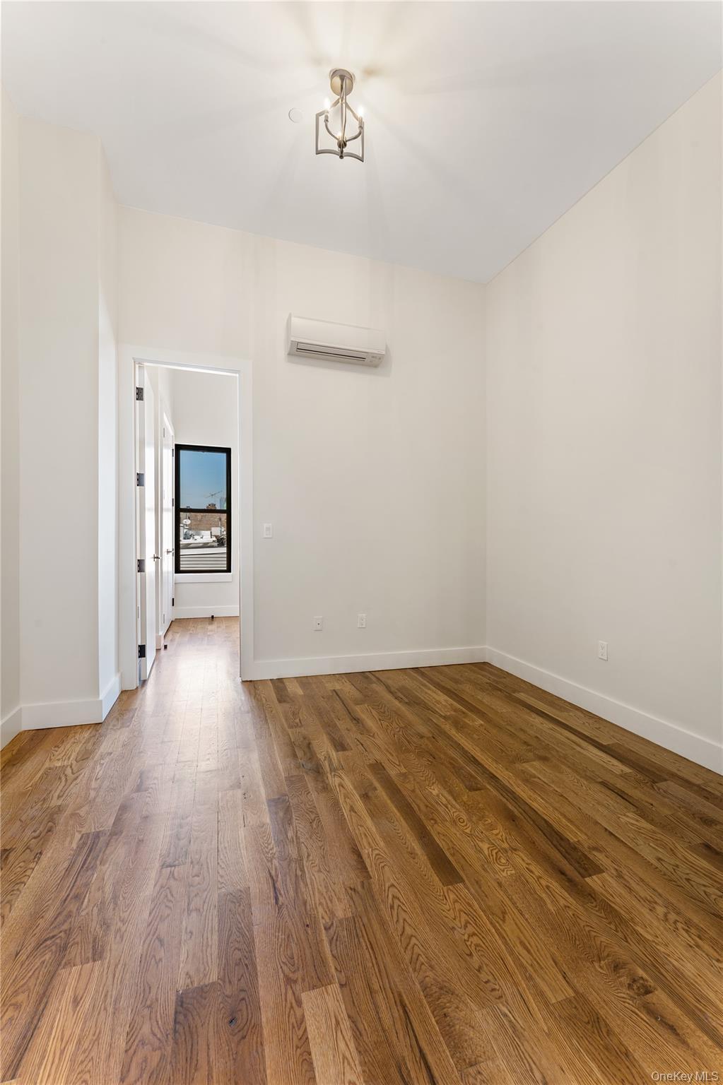 Commercial Sale Driggs Brooklyn, NY 11222, MLS-969749-14