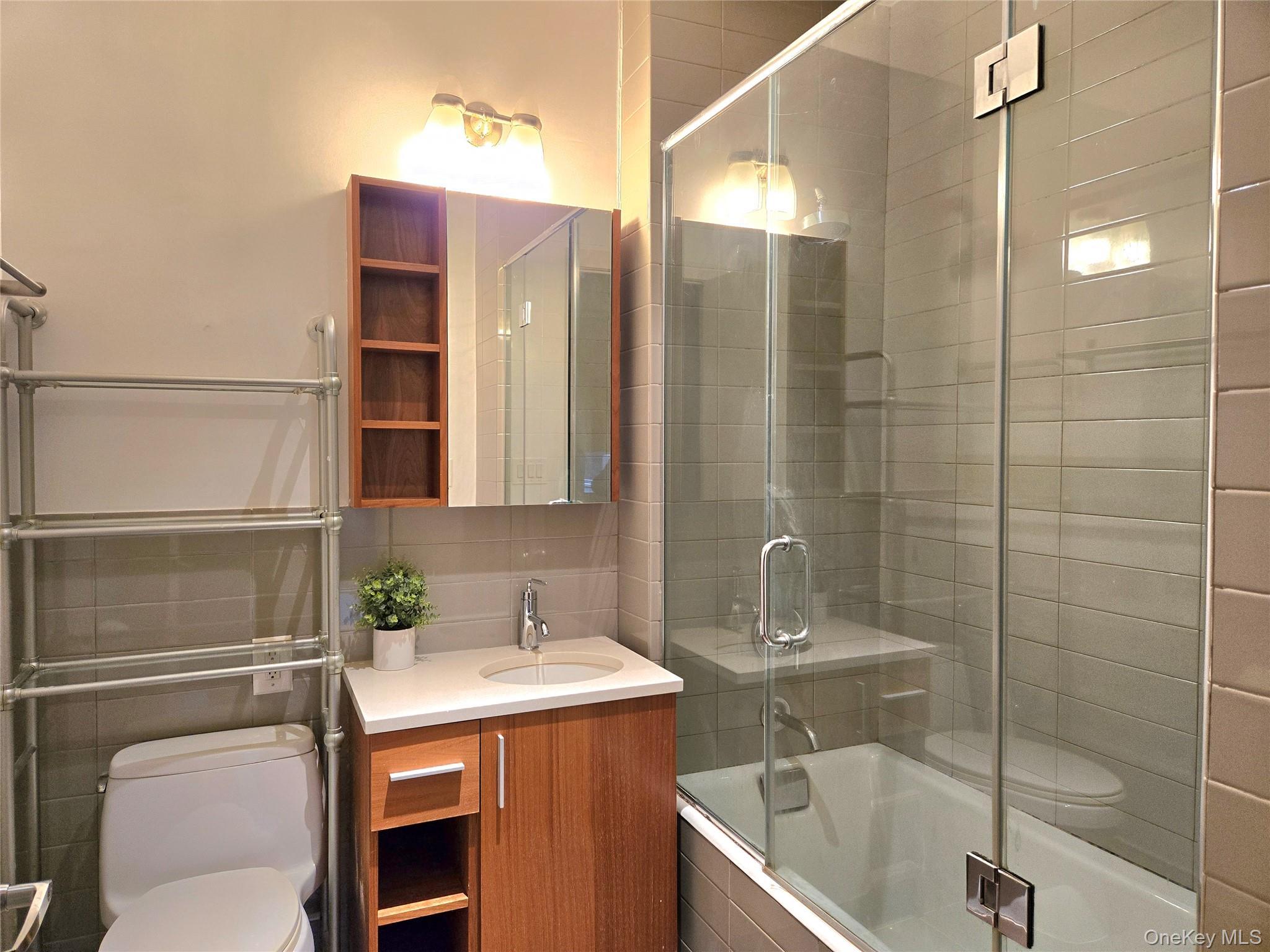 Condo 32nd  Queens, NY 11354, MLS-969778-15