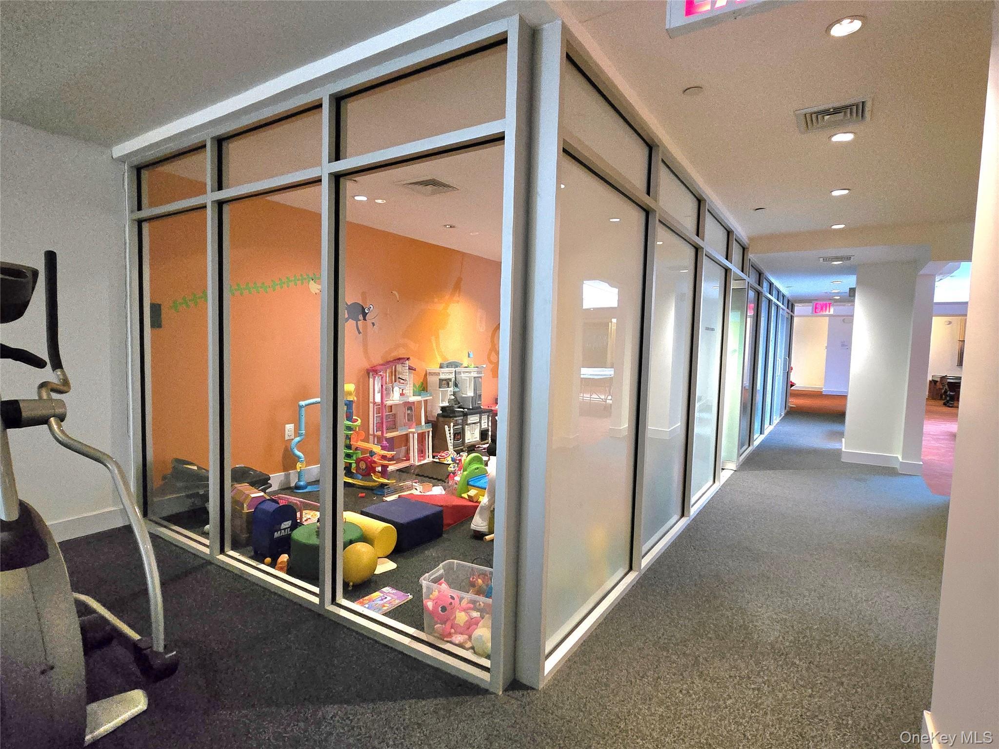 Condo 32nd  Queens, NY 11354, MLS-969778-23