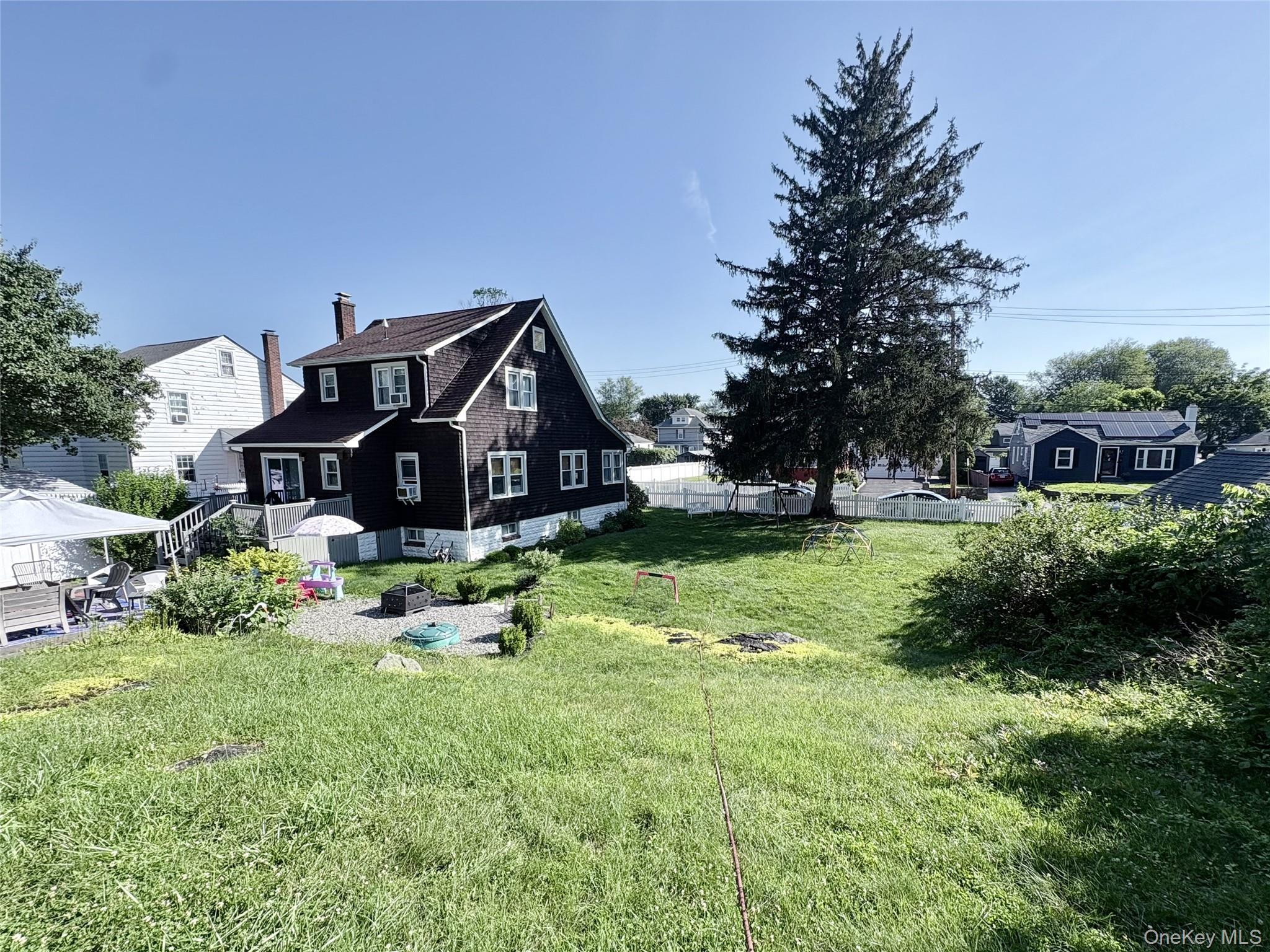 Single Family Harper Westchester County, NY 10548, MLS-969780-25
