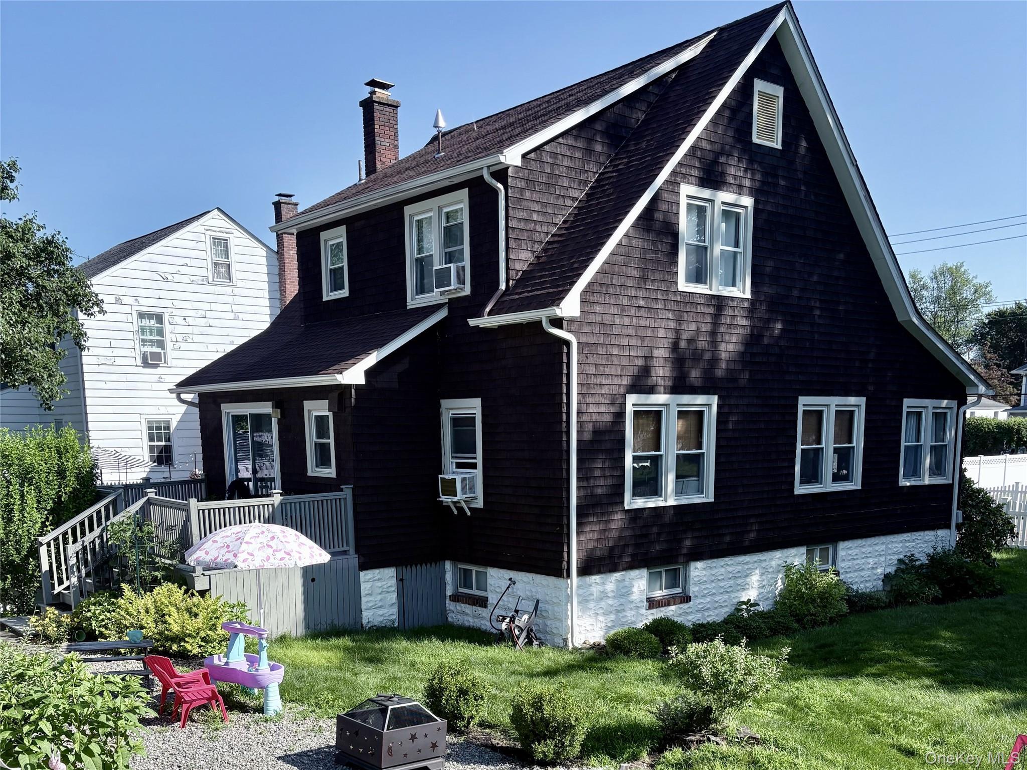 Single Family Harper Westchester County, NY 10548, MLS-969780-27