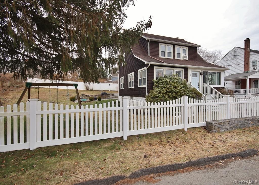 Single Family Harper Westchester County, NY 10548, MLS-969780-33