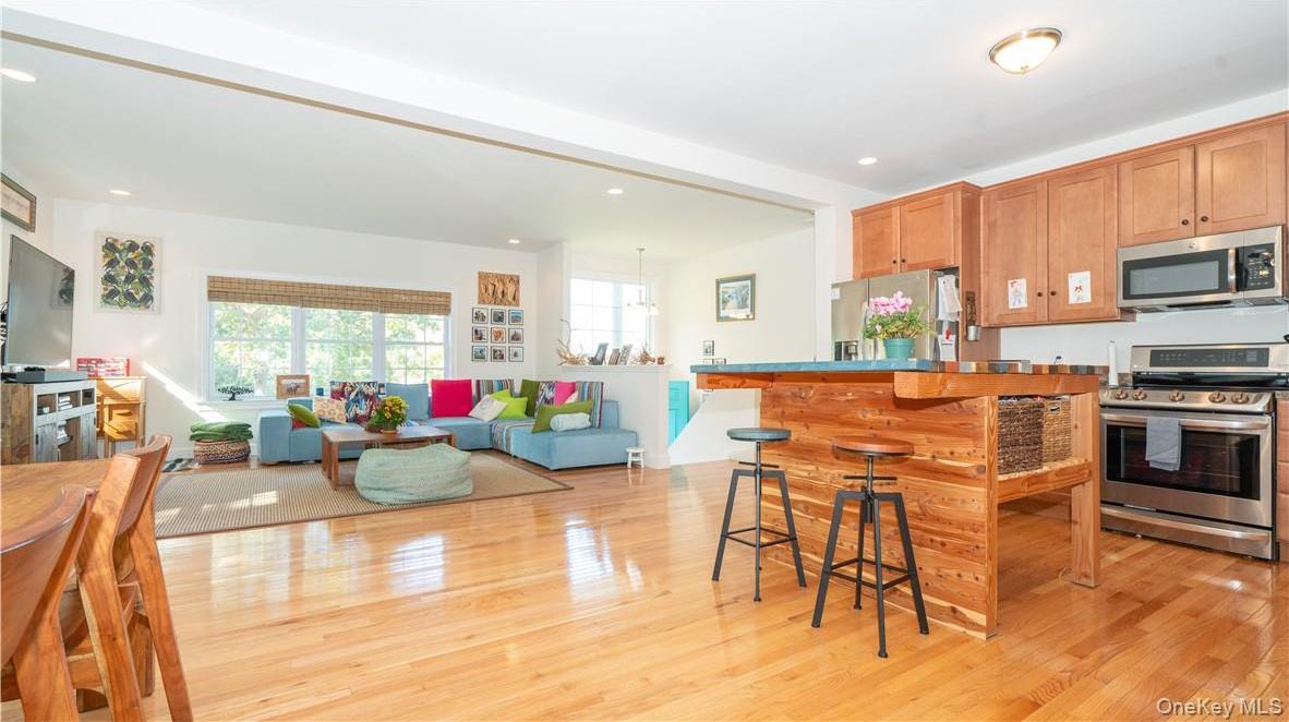 Single Family Jake Henry  Ulster County, NY 12542, MLS-969784-16