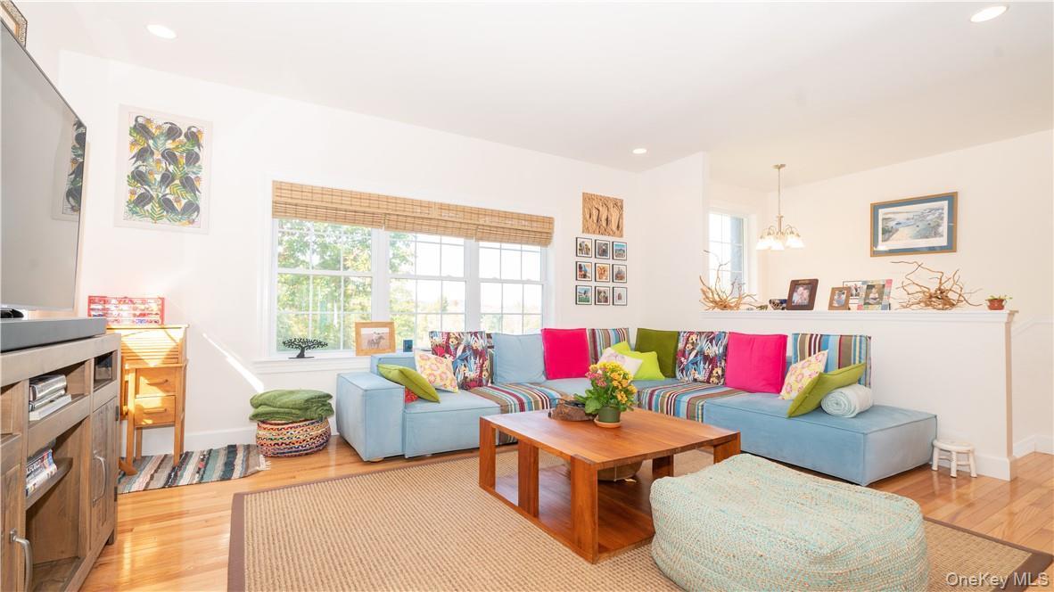 Single Family Jake Henry  Ulster County, NY 12542, MLS-969784-21