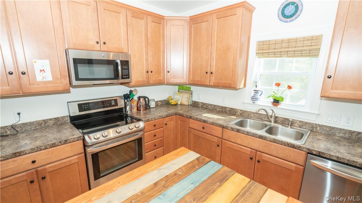 Single Family Jake Henry  Ulster County, NY 12542, MLS-969784-7