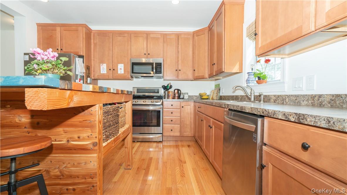 Single Family Jake Henry  Ulster County, NY 12542, MLS-969784-9