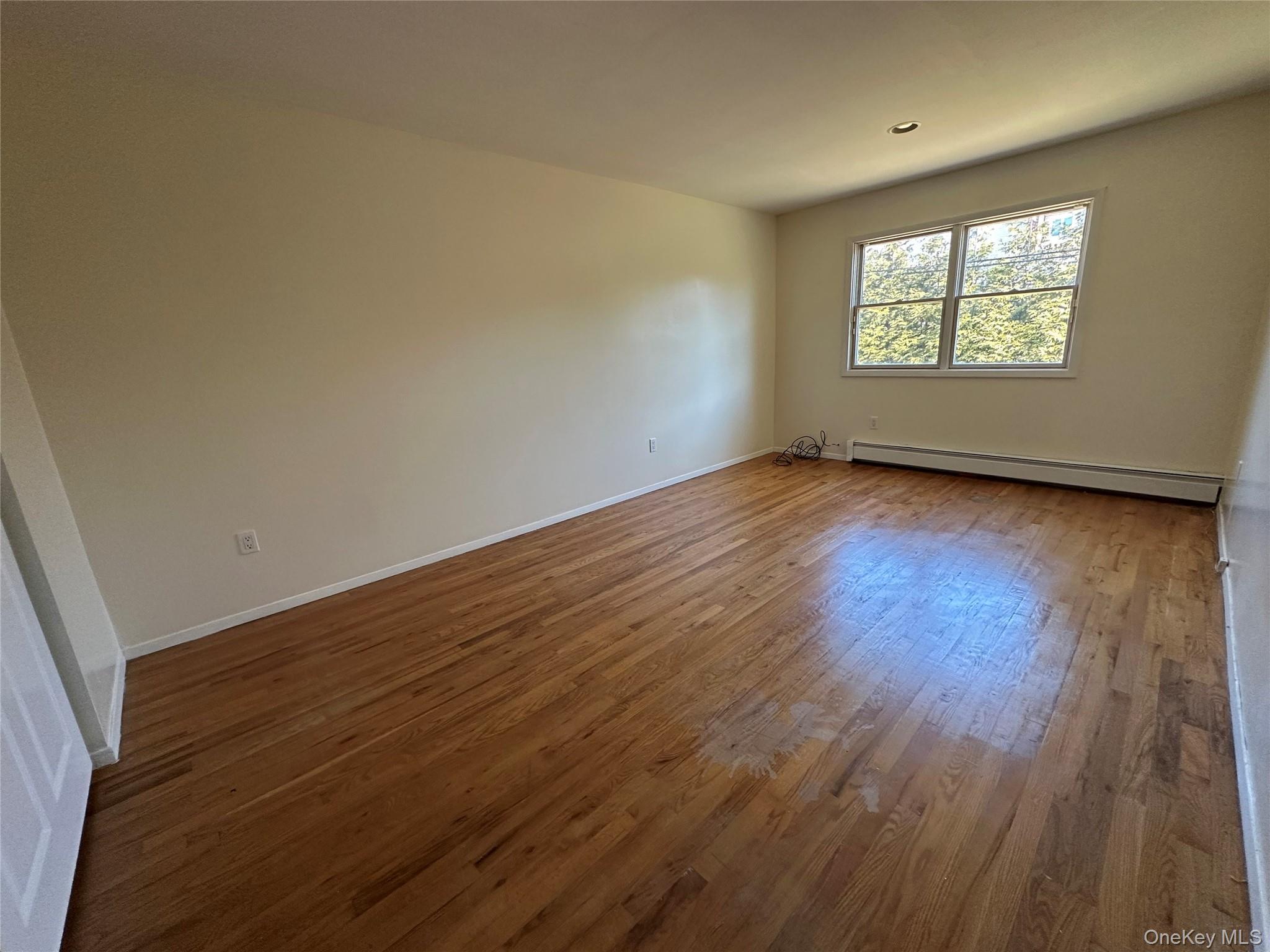 Single Family Woods Drive  Nassau County, NY 11576, MLS-969786-16