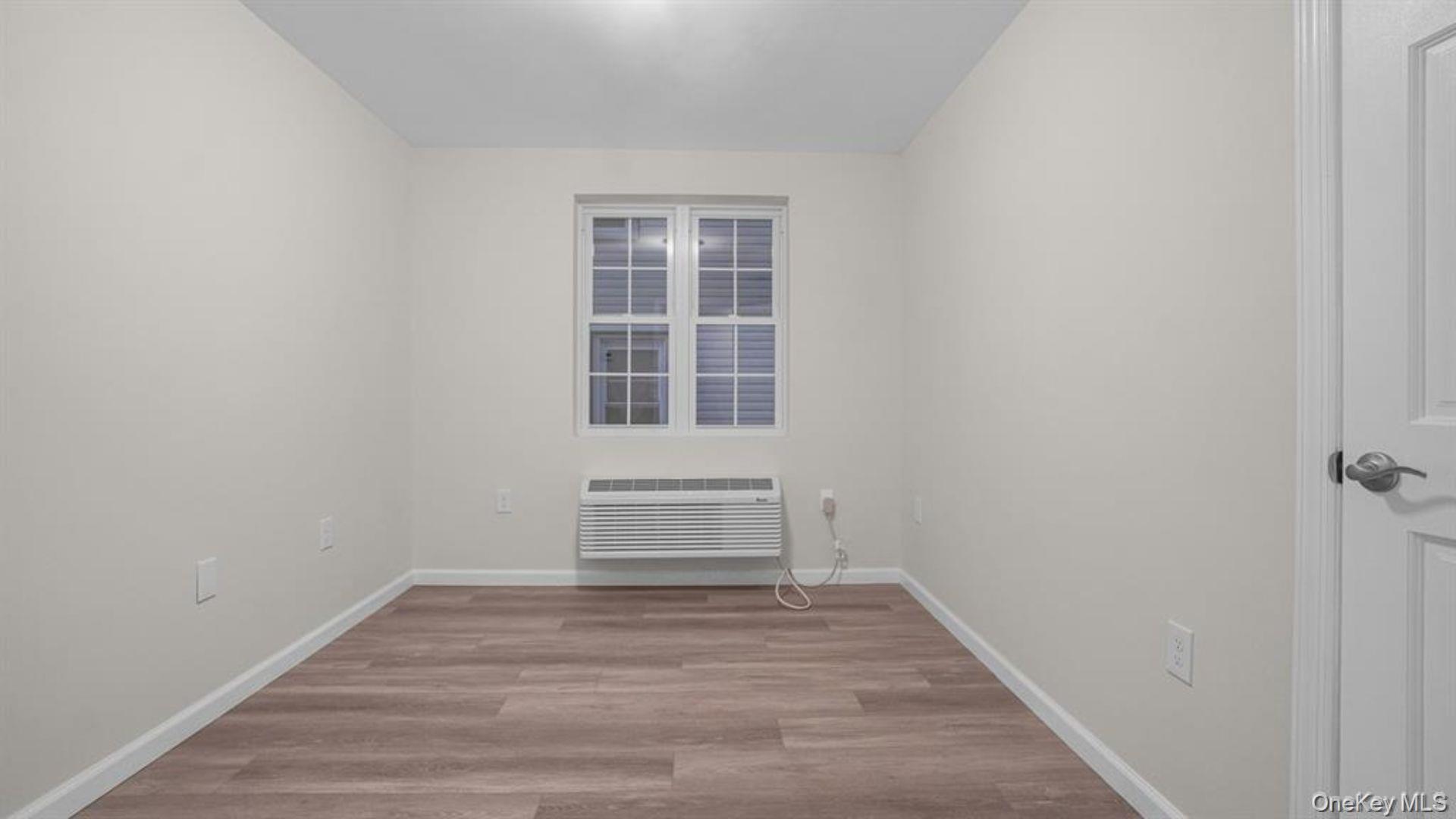 Single Family 229th  Bronx, NY 10466, MLS-969787-11