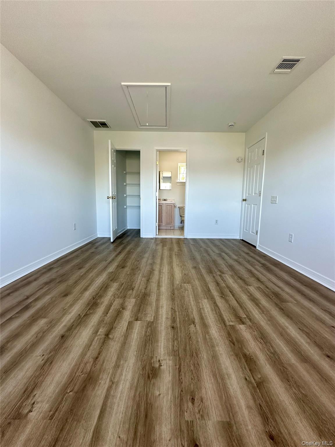 Condo Pebble Beach Suffolk County, NY 11901, MLS-969799-24