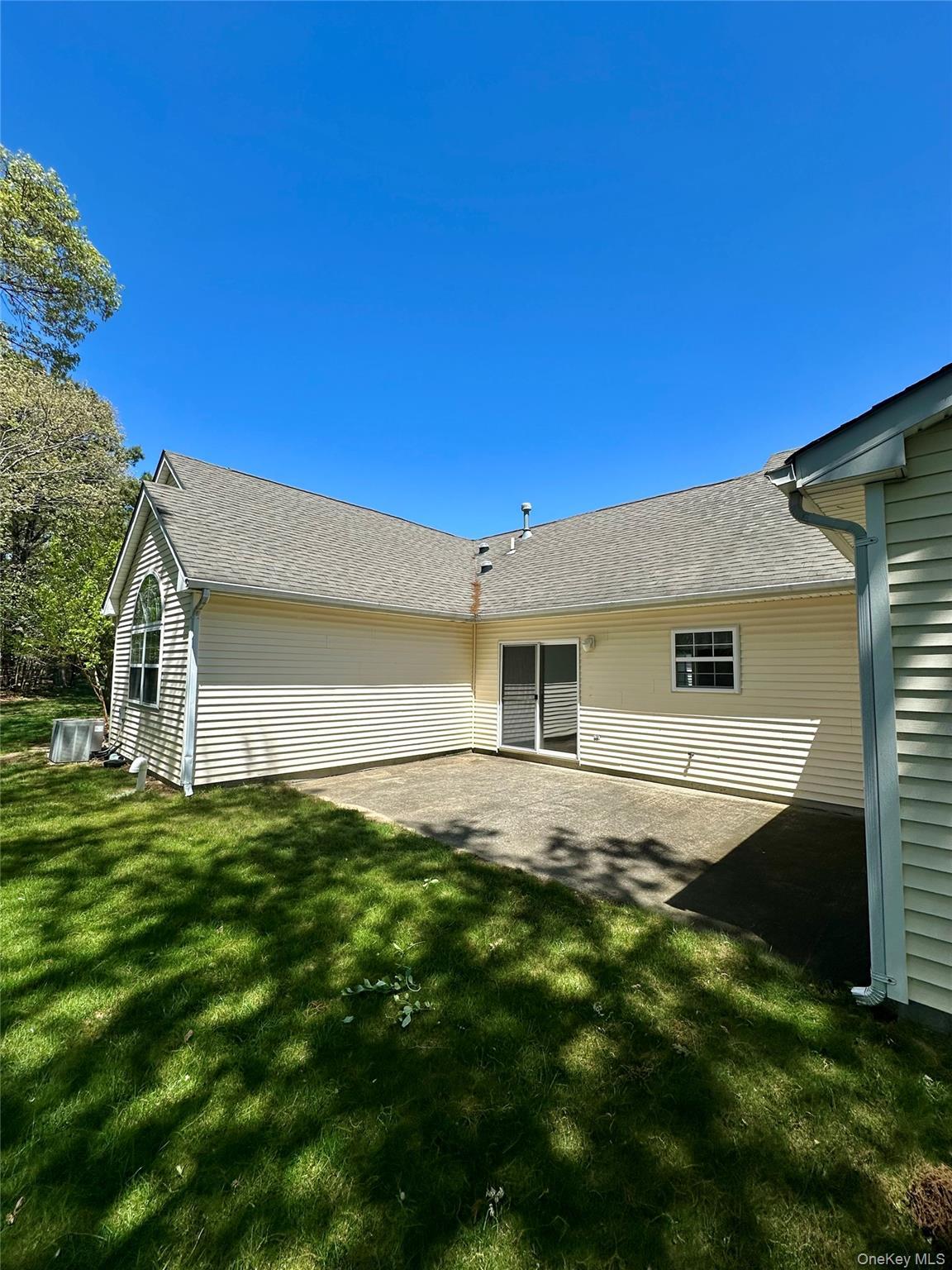 Condo Pebble Beach Suffolk County, NY 11901, MLS-969799-30