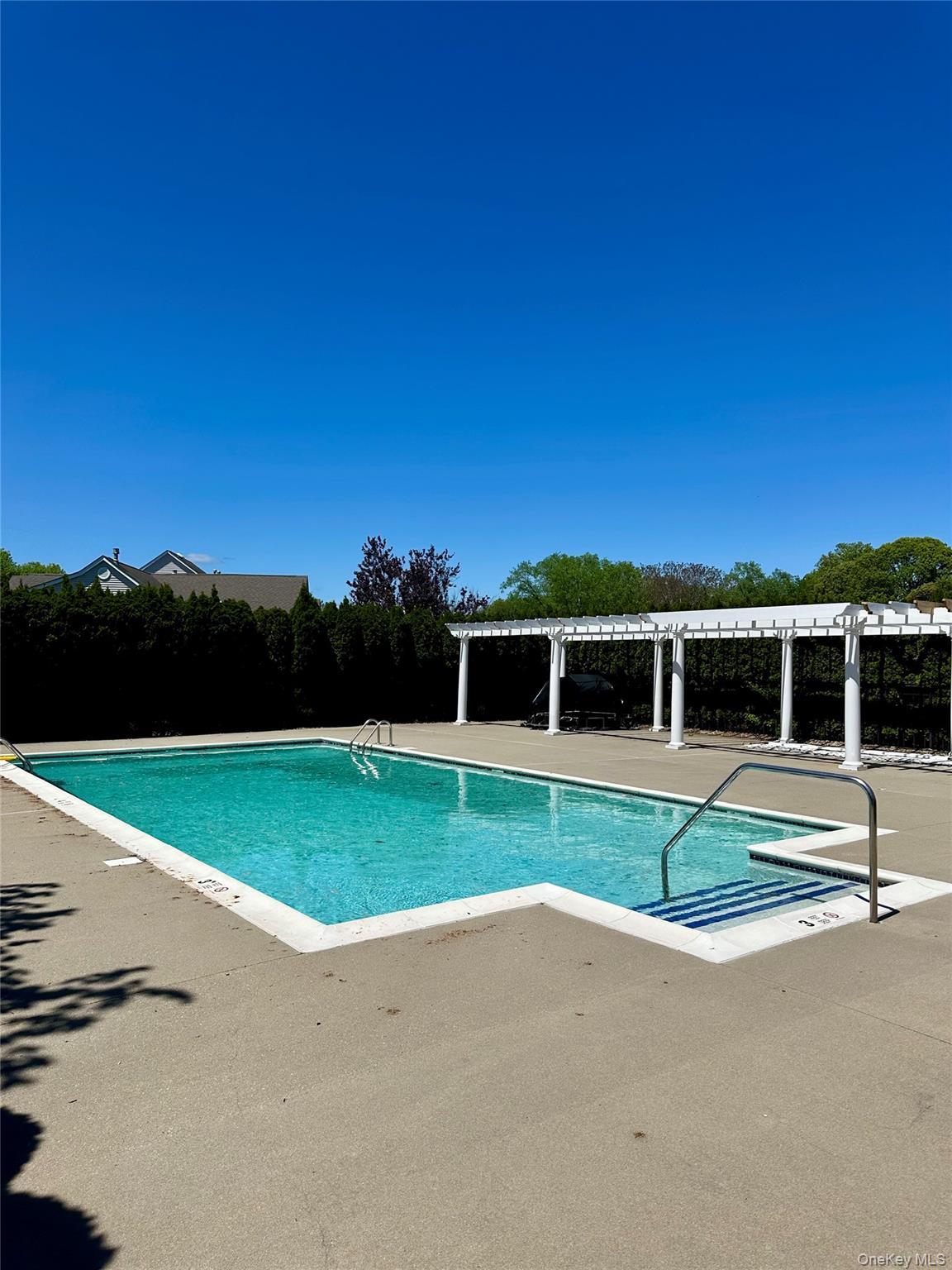 Condo Pebble Beach Suffolk County, NY 11901, MLS-969799-32