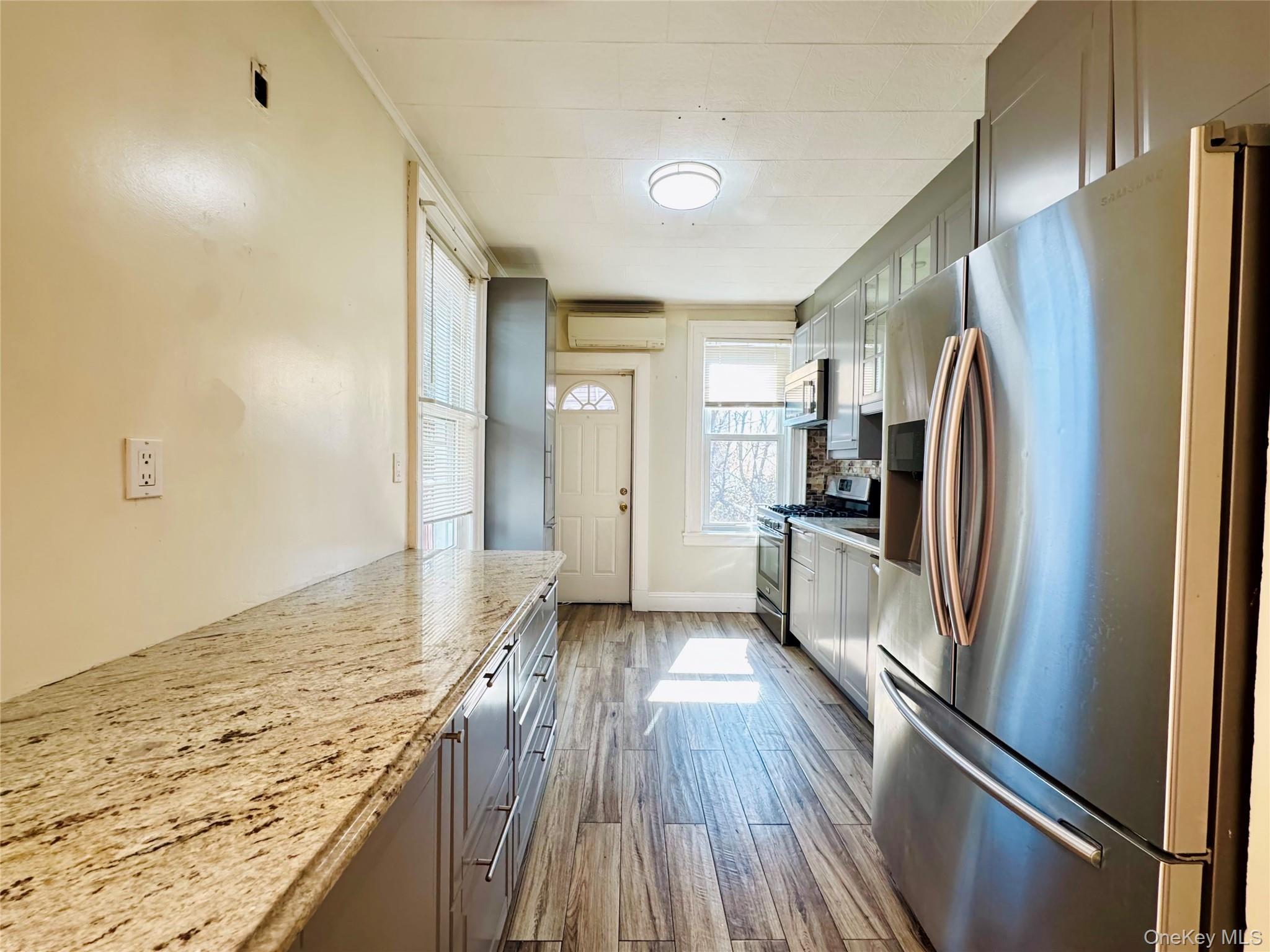 Single Family 85th  Queens, NY 11421, MLS-969810-3