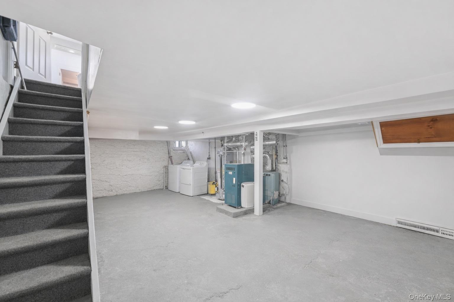 Single Family 71st  Queens, NY 11385, MLS-969843-16