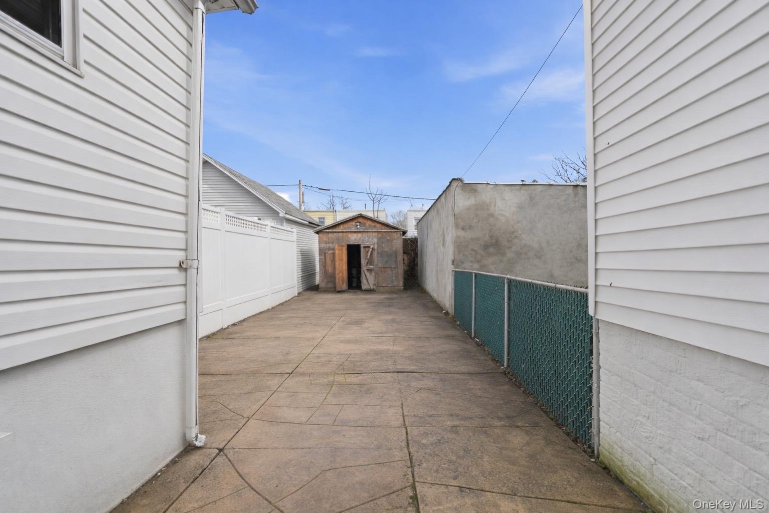 Single Family 71st  Queens, NY 11385, MLS-969843-17