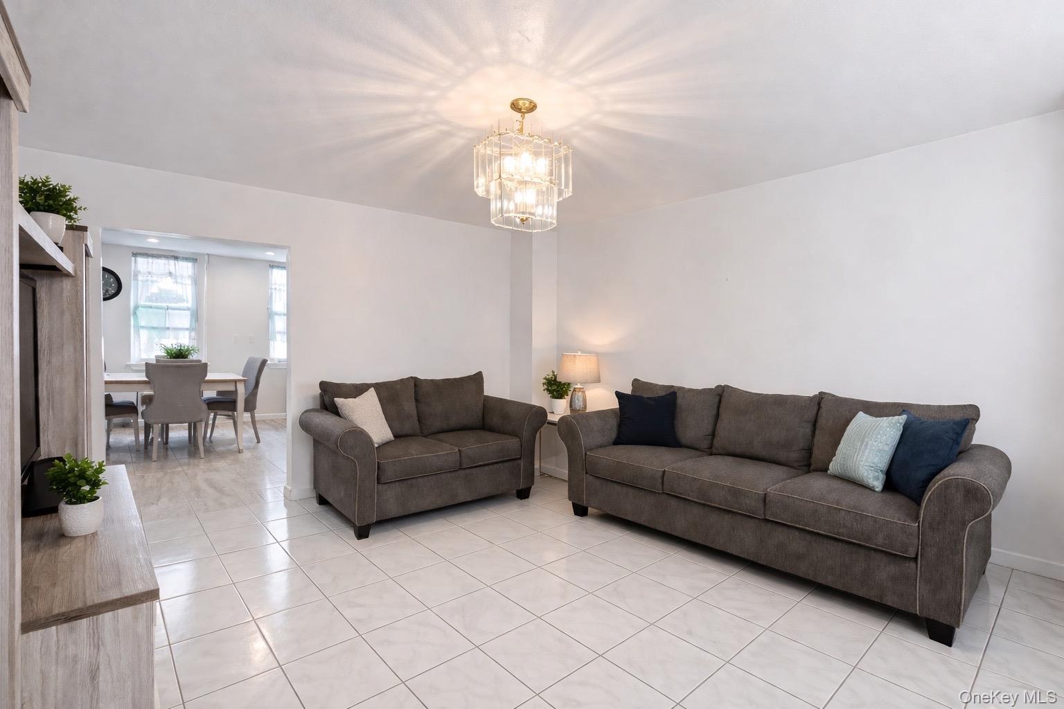 Single Family 71st  Queens, NY 11385, MLS-969843-6