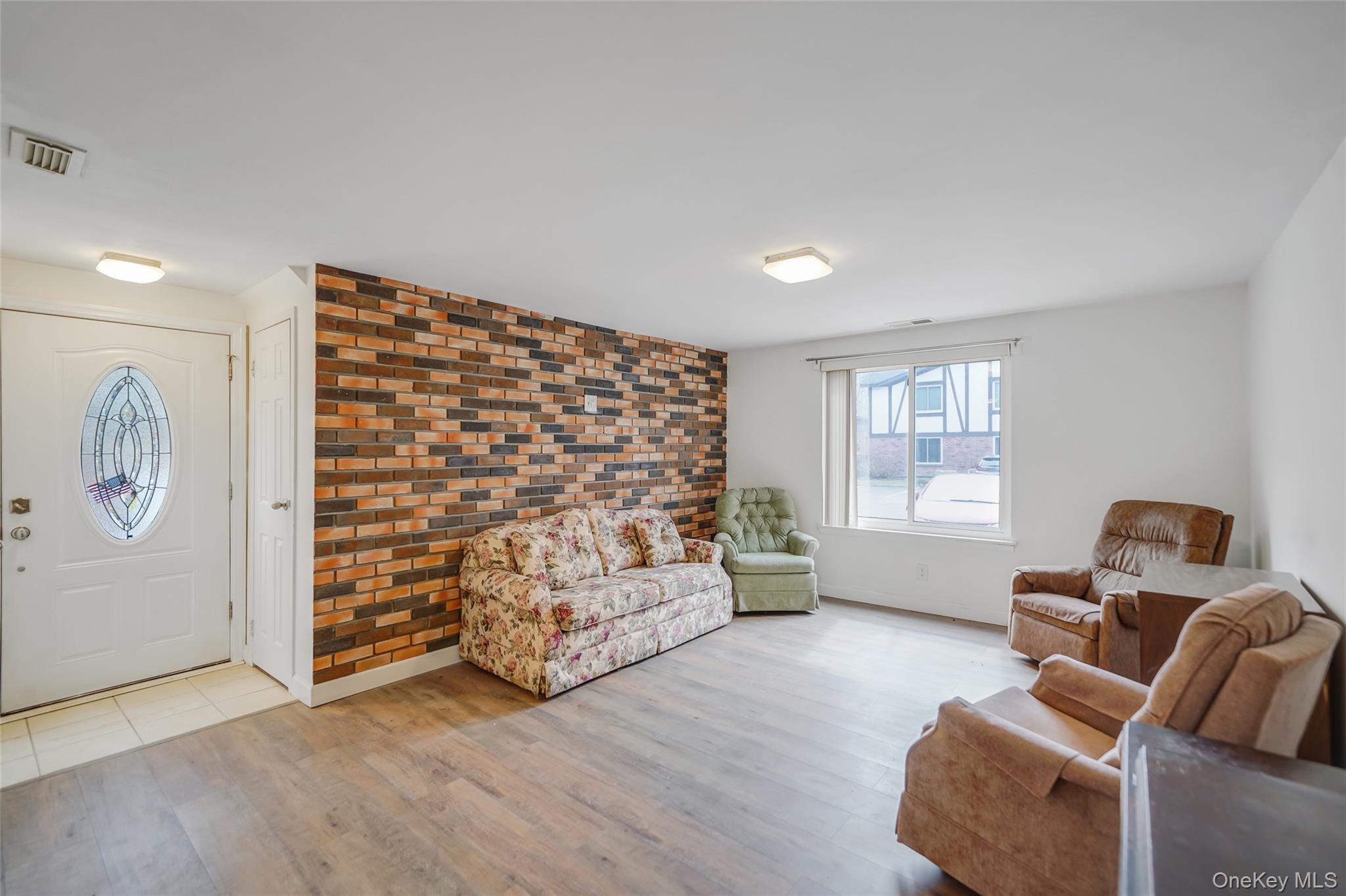 Condo Birchwood  Suffolk County, NY 11763, MLS-969846-13