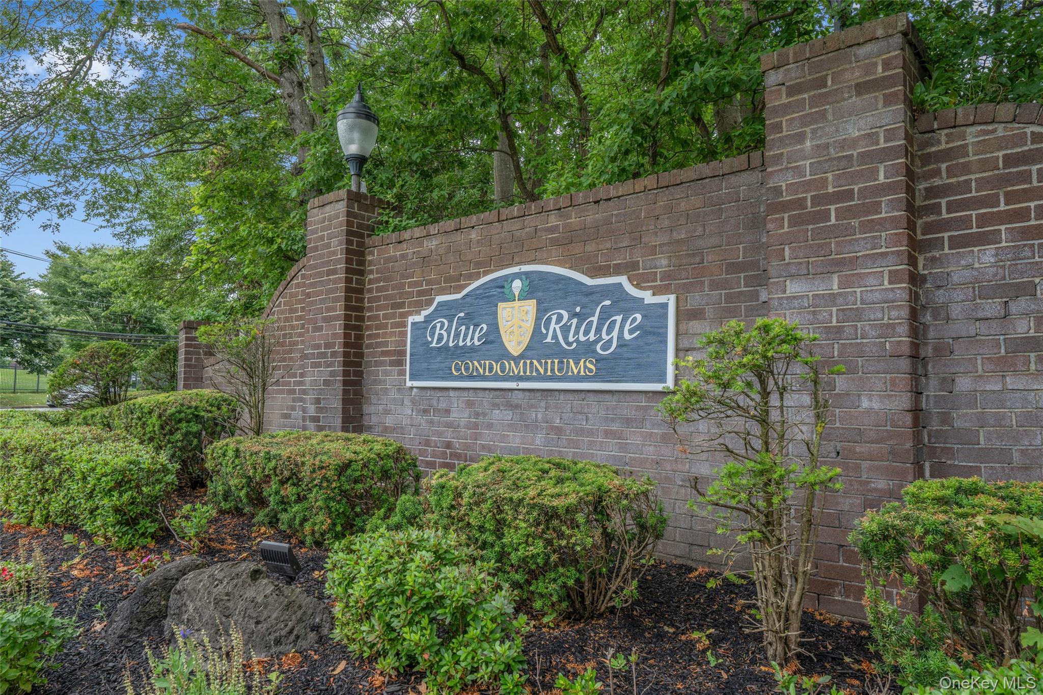 Condo Birchwood  Suffolk County, NY 11763, MLS-969846-7