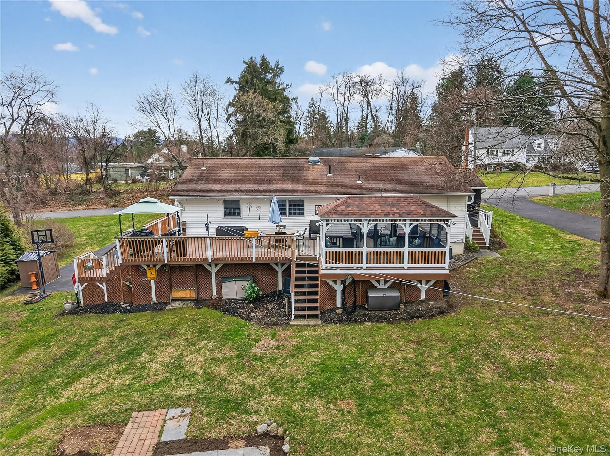 Single Family Williamsburg  Orange County, NY 12550, MLS-969850-39